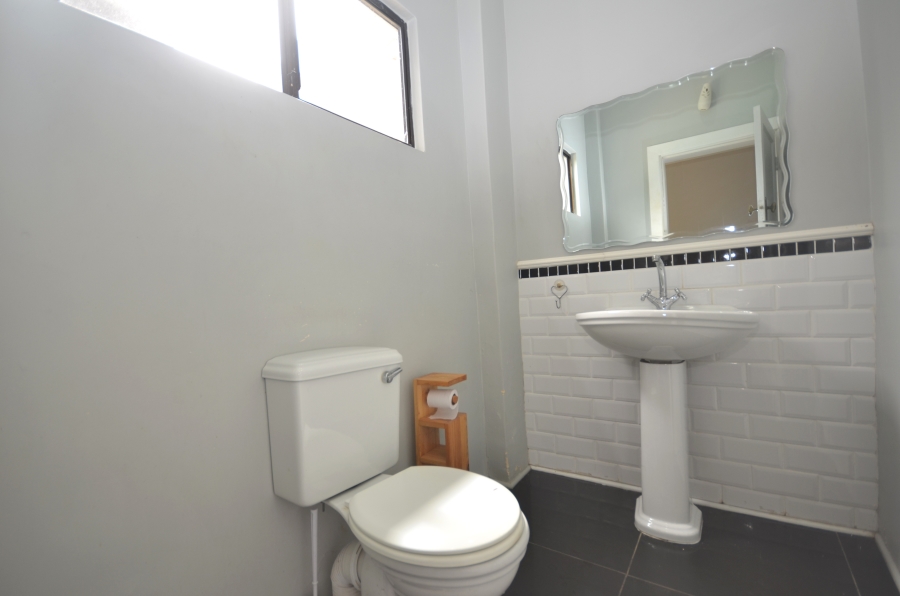 5 Bedroom Property for Sale in Bonnie Doone Eastern Cape